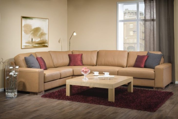 угловой диван в современном интерьере