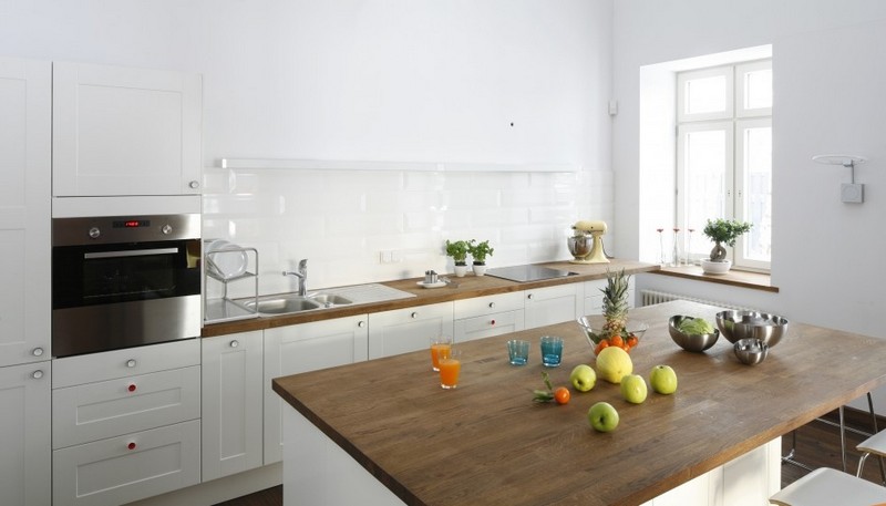 Кухня без навесных шкафов: дизайн, реальные фото, плюсы и минусы, советы по  оформлению