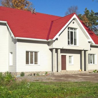 Чем обшить дом снаружи лучше всего?